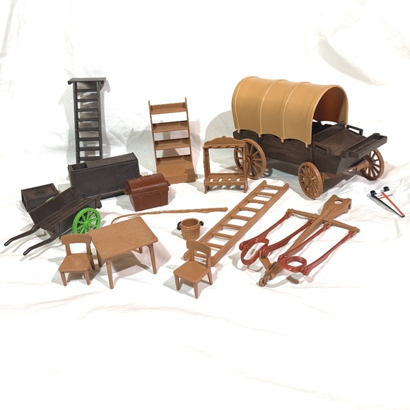 VNTG Playmobil Saloon and Covered Wagon Set - Picture 2 of 16